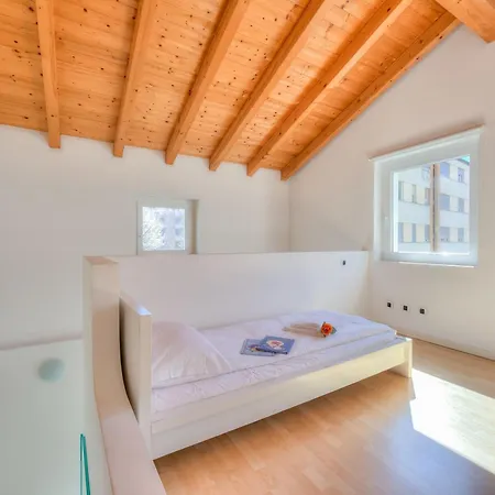 Franklin House - Happy Apartment Lugano